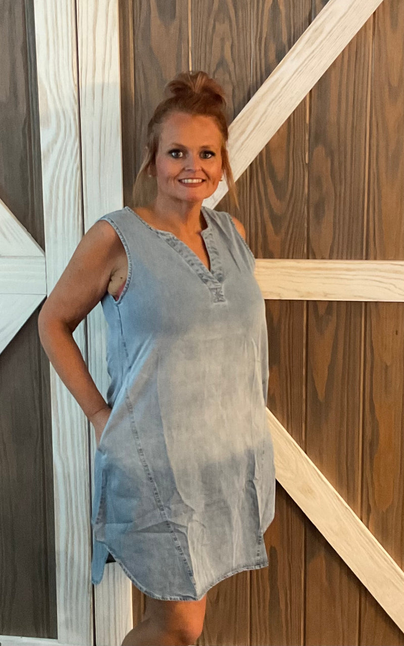 BEAU BLUE LIGHT CHAMBRAY DRESS